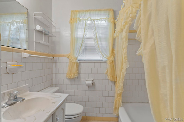 3553 S Georgetown Drive