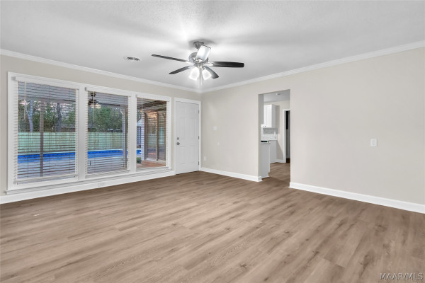 1948 COTTINGHAM Drive