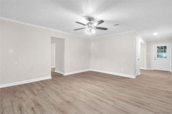 1948 COTTINGHAM Drive