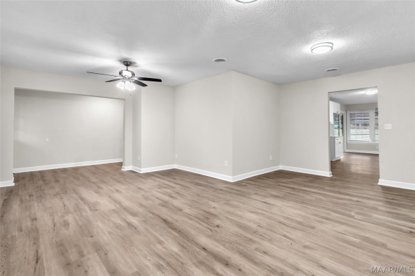 1948 COTTINGHAM Drive