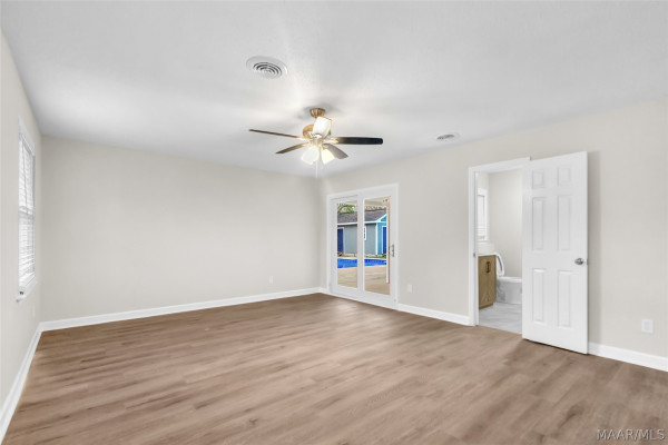 1948 COTTINGHAM Drive