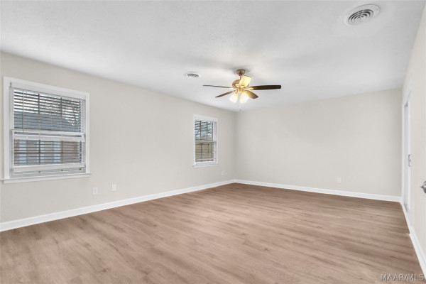 1948 COTTINGHAM Drive