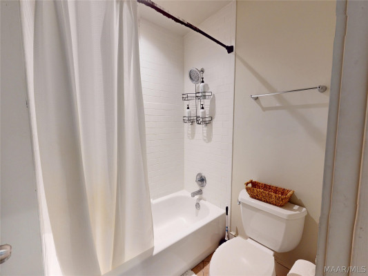 507 CLOVERDALE Road 203