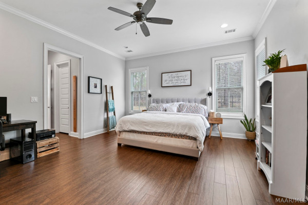 192 Forest Glen Drive