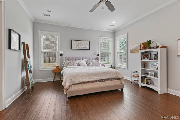 192 Forest Glen Drive