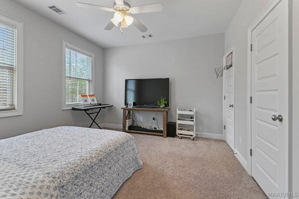 192 Forest Glen Drive