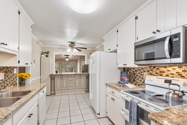 2037 Green Acres Drive