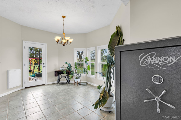 115 Willow Oak Drive