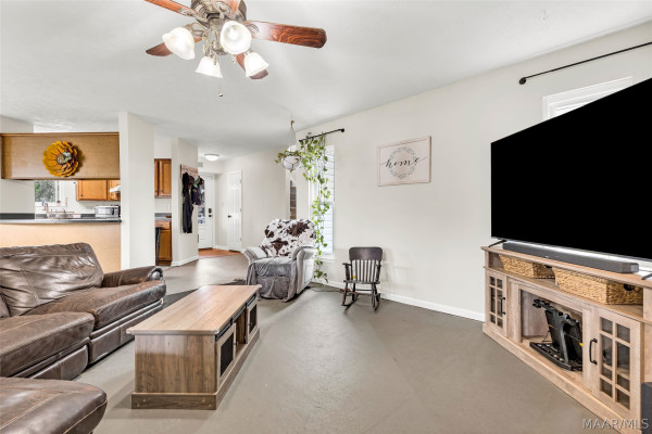 115 Willow Oak Drive