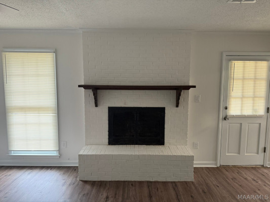 2105 BRIAR GATE Drive