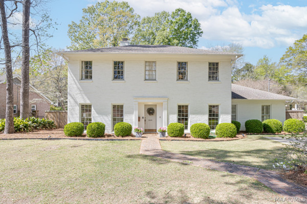 3216 Boxwood Drive