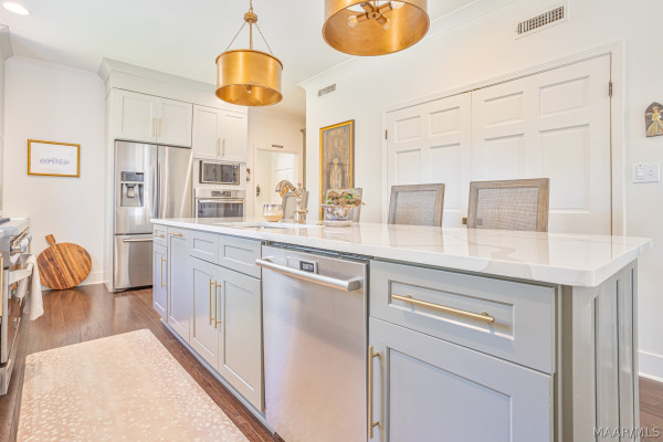 3216 Boxwood Drive