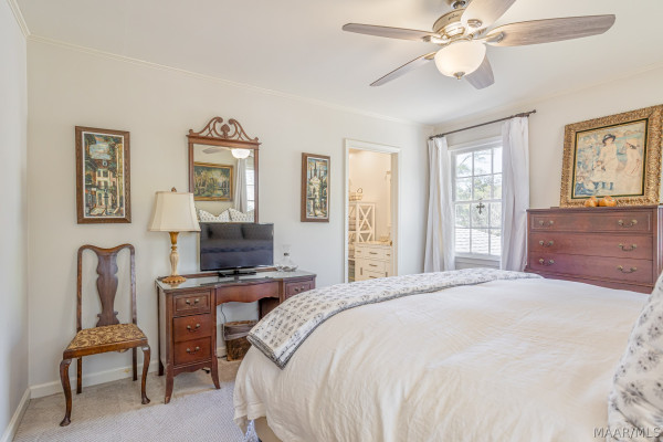 3216 Boxwood Drive