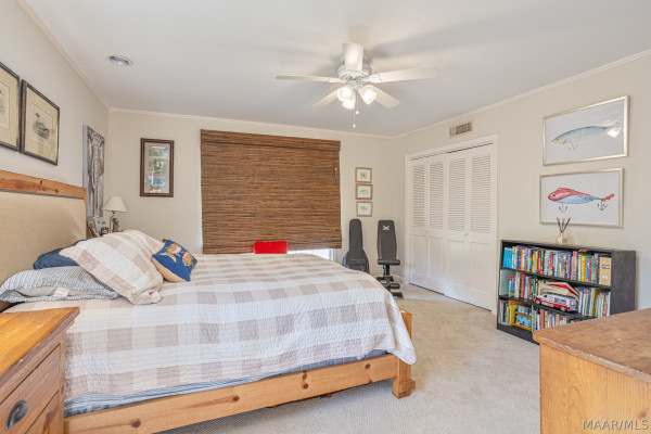 3216 Boxwood Drive