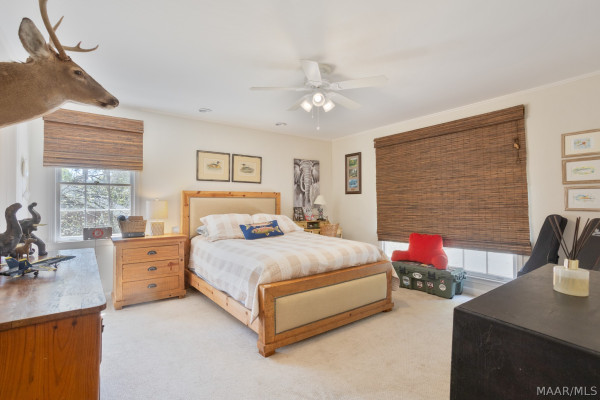 3216 Boxwood Drive