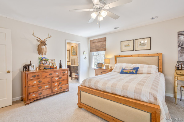 3216 Boxwood Drive