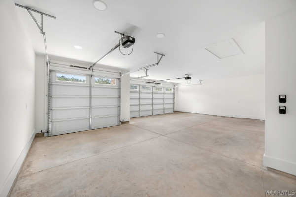 72 Della Drive