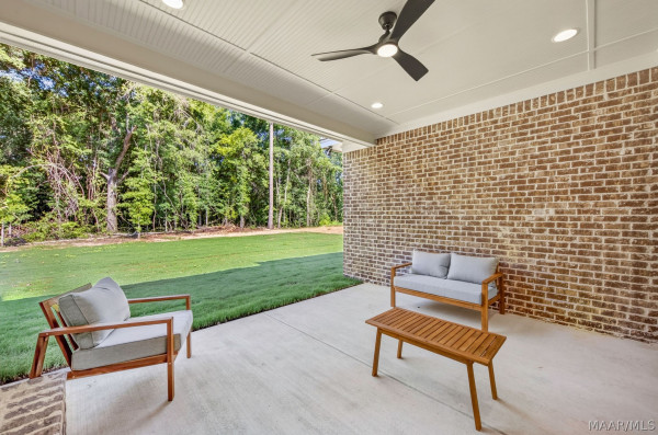 72 Della Drive