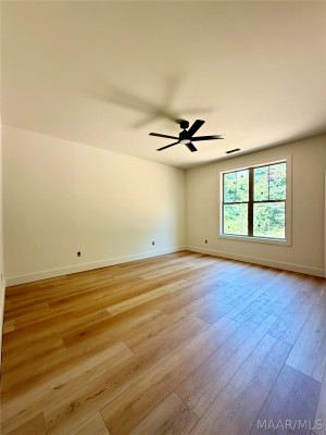 106 Della Drive