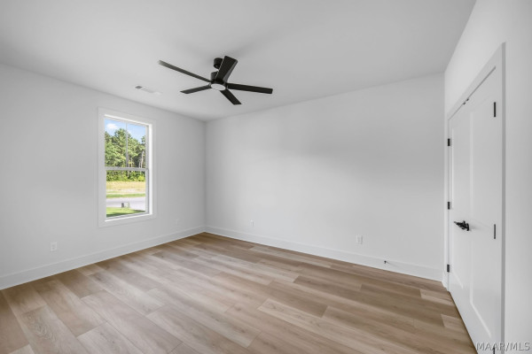 106 Della Drive