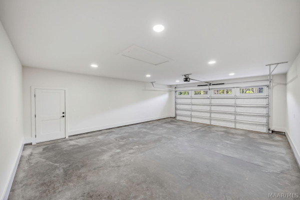106 Della Drive