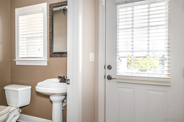 8513 Rockbridge Circle