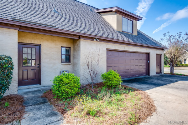 8513 Rockbridge Circle