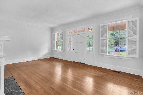 3237 Cloverdale Road