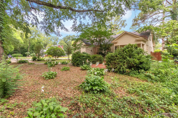 3237 Cloverdale Road