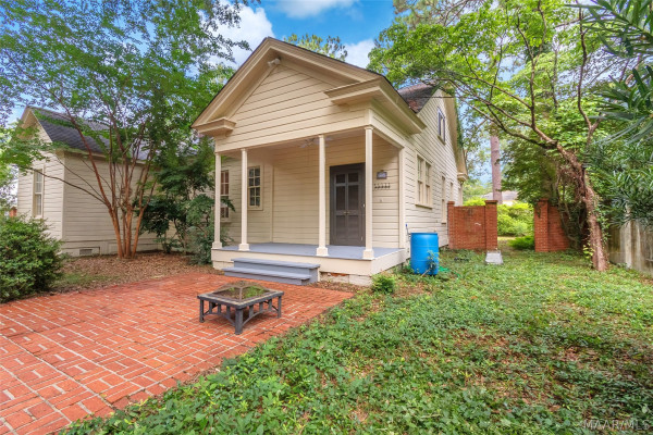 3237 Cloverdale Road