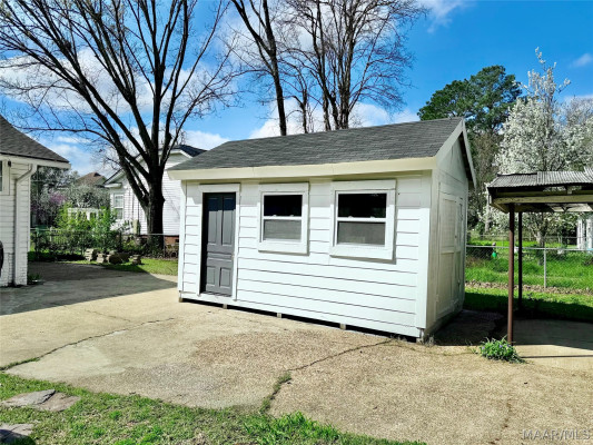 2219 St Charles Avenue