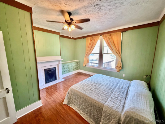 2219 St Charles Avenue