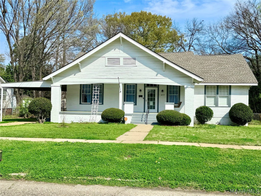 2219 St Charles Avenue