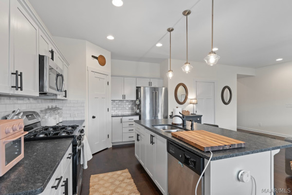 229 Hedgefield Drive