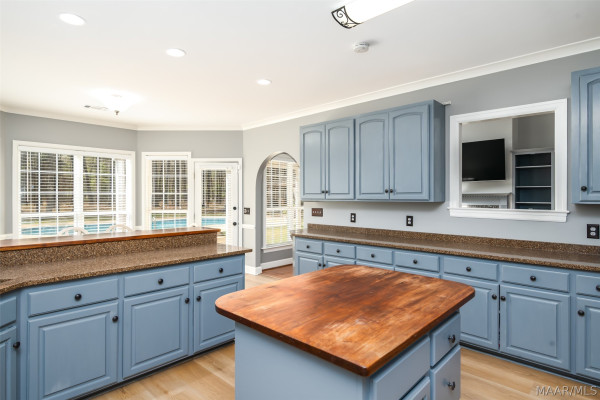 200 Hickory Lane