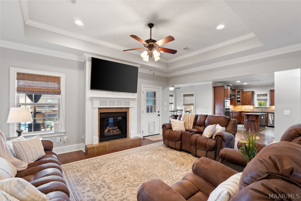 754 Glennbrooke Boulevard