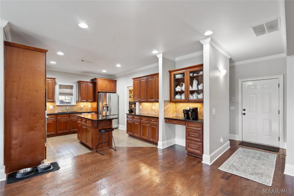 754 Glennbrooke Boulevard