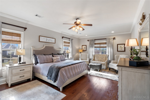 754 Glennbrooke Boulevard