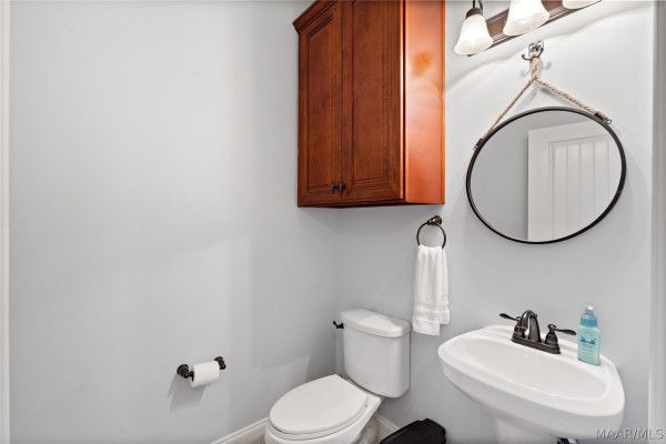 754 Glennbrooke Boulevard