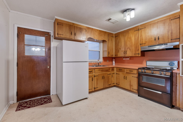 7417 Upper River Road