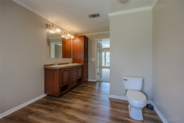 2578 County Road 66 .