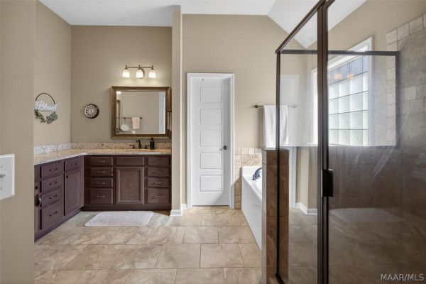 9409 Gunnison Drive