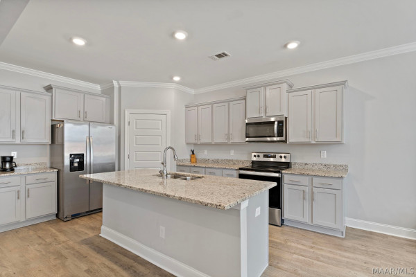 1600 Rosemary Park