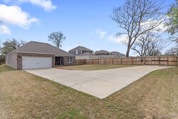 1600 Rosemary Park