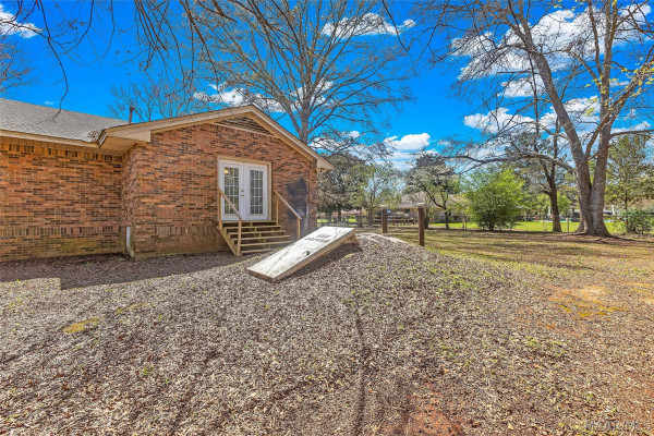 201 Greencrest Lane