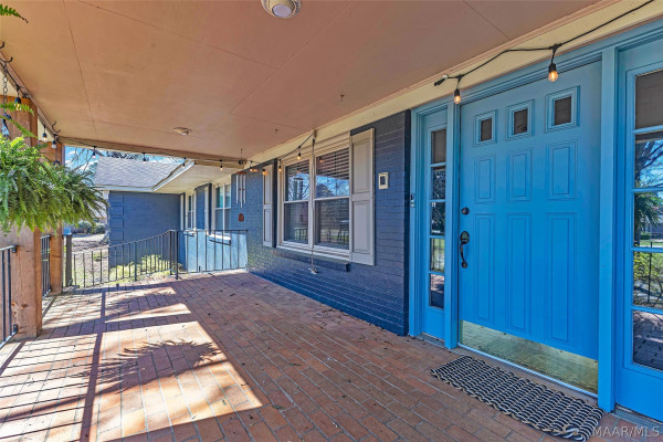 201 Greencrest Lane