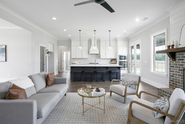 621 King's Meadow Street