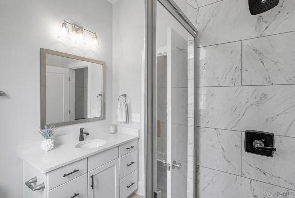 621 King's Meadow Street