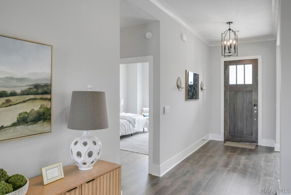 621 King's Meadow Street