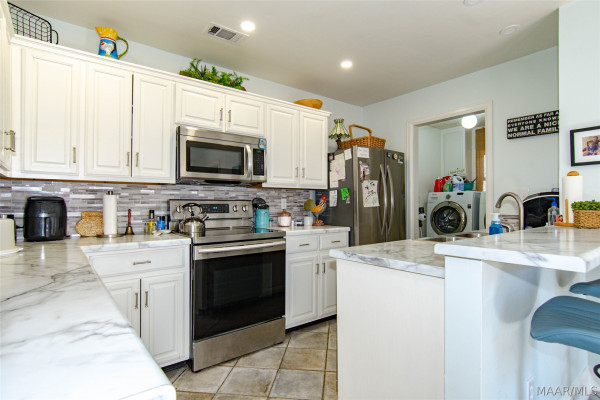 1517 Charleton Drive